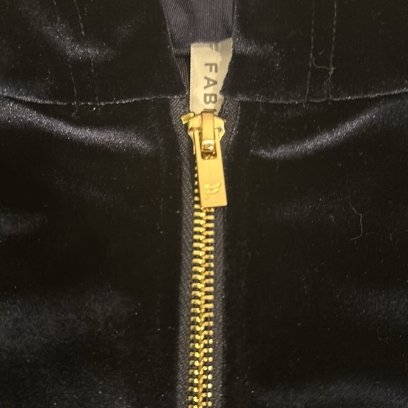 NWOT Fabletics Daria Blue Velour Hoodie, Size XS, MSRP $89 - Picture 8 of 9